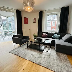 Urban Flats Aparthotel